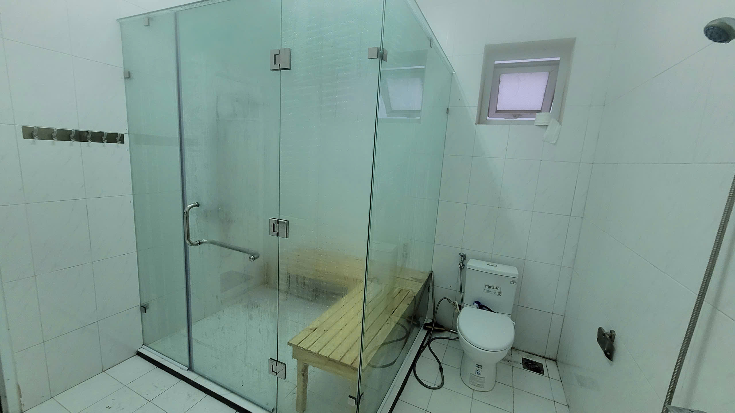 Phòng xông hơi ướt kính cường lực toàn diện